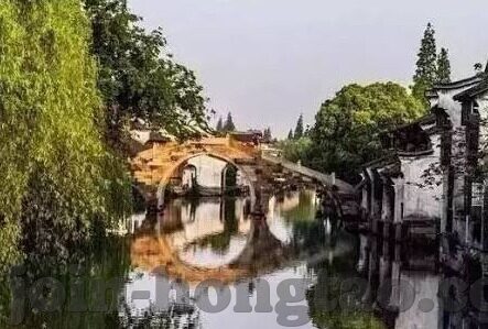 麻豆91天美传媒-窺探麻豆91天美传媒，一个多维度的媒介现象